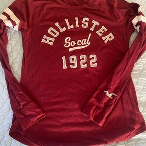 Hollister Burgundy Crew Neck Tee